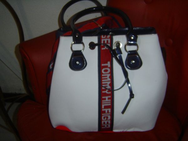 Bolsa tommy mochila